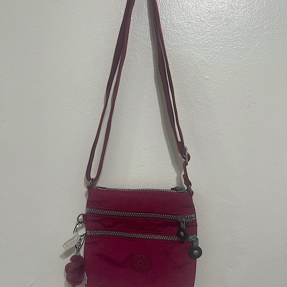 KIPLING BOLSO CON EL GORILITA COLGADO
